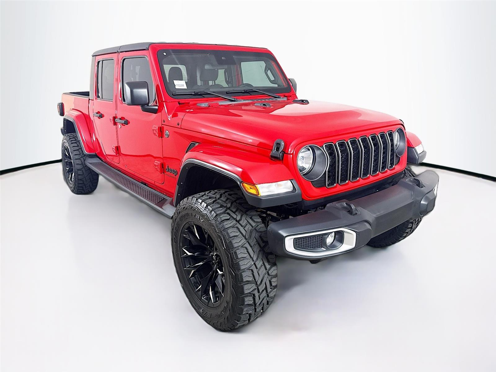 2024 Jeep Gladiator Sport S's photo