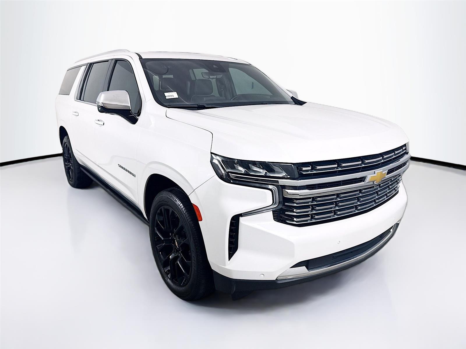 2023 Chevrolet Suburban Premier's photo