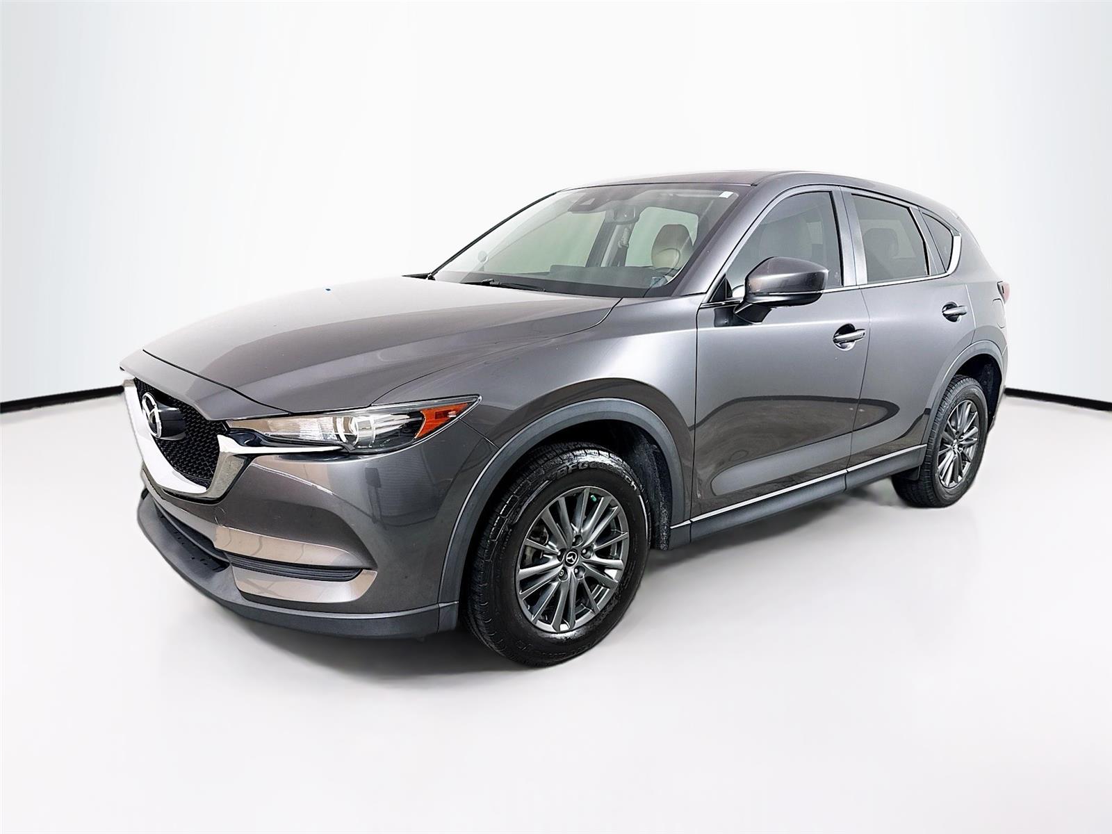 2017 Mazda CX-5 Touring's photo