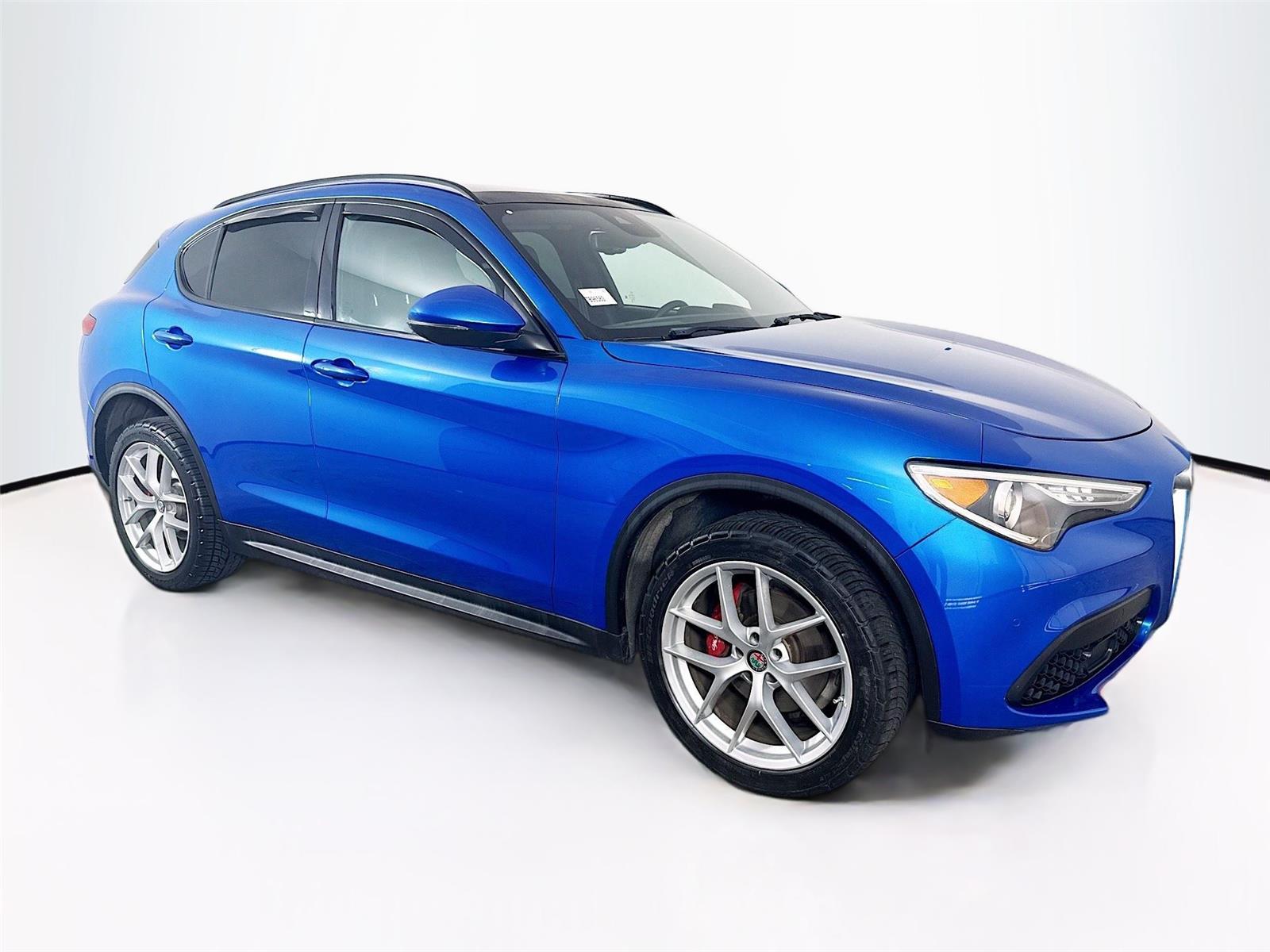 2018 Alfa Romeo Stelvio Ti Sport's photo