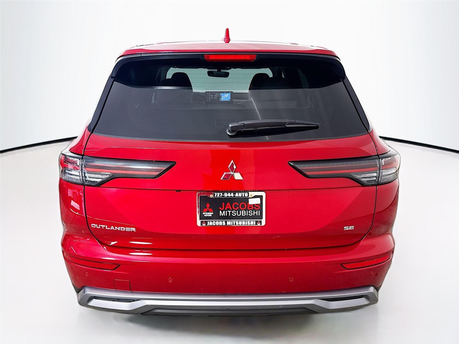 2026 Mitsubishi Outlander SE - Photo 6