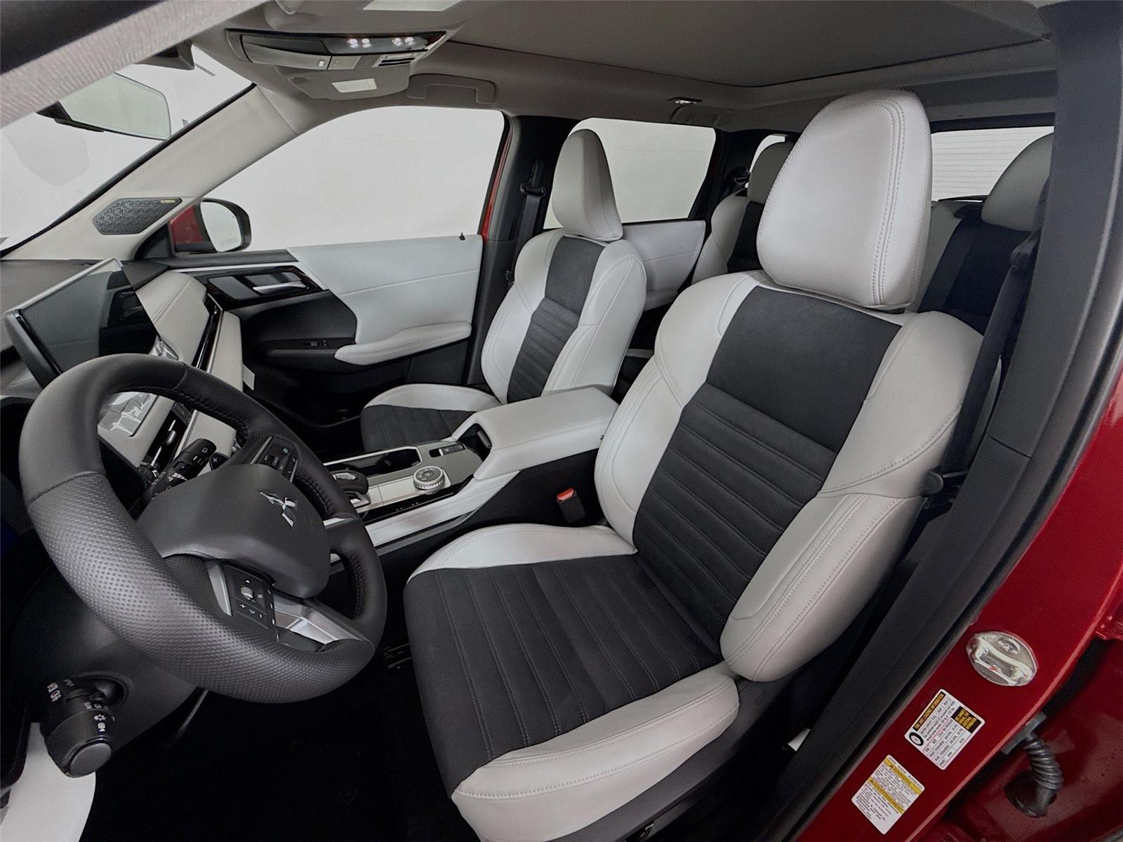 2026 Mitsubishi Outlander SE - Photo 18