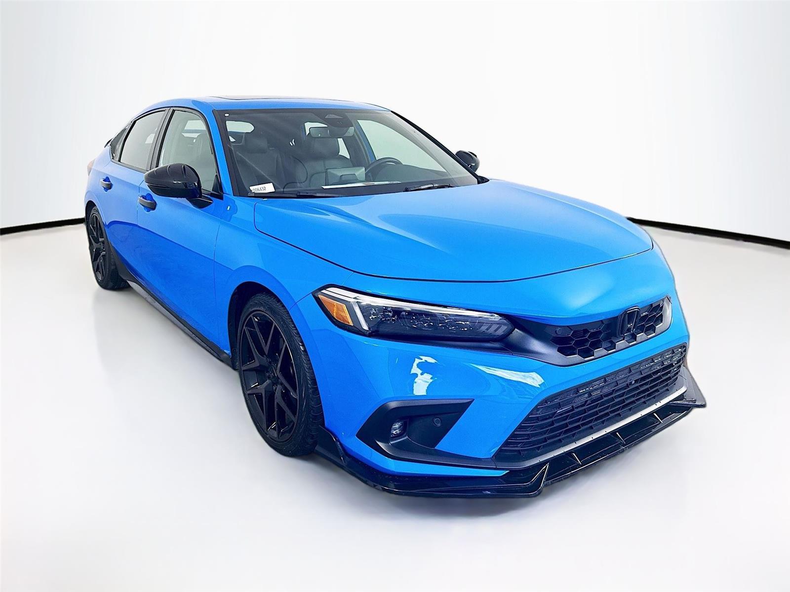 2024 Honda Civic Hatchback Sport Touring's photo