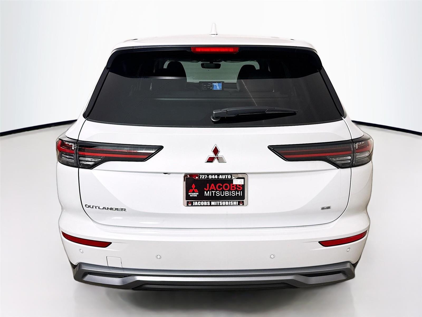 2026 Mitsubishi Outlander SE - Photo 6