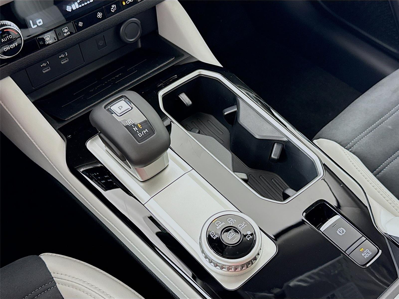 2026 Mitsubishi Outlander SE - Photo 16