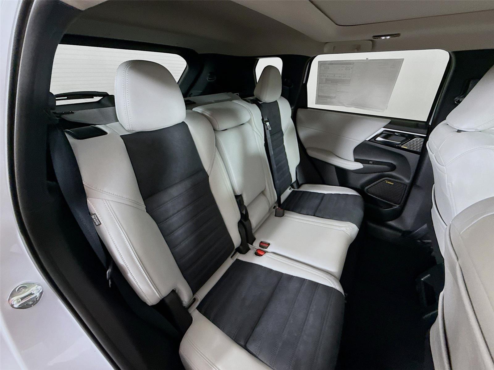 2026 Mitsubishi Outlander SE - Photo 25