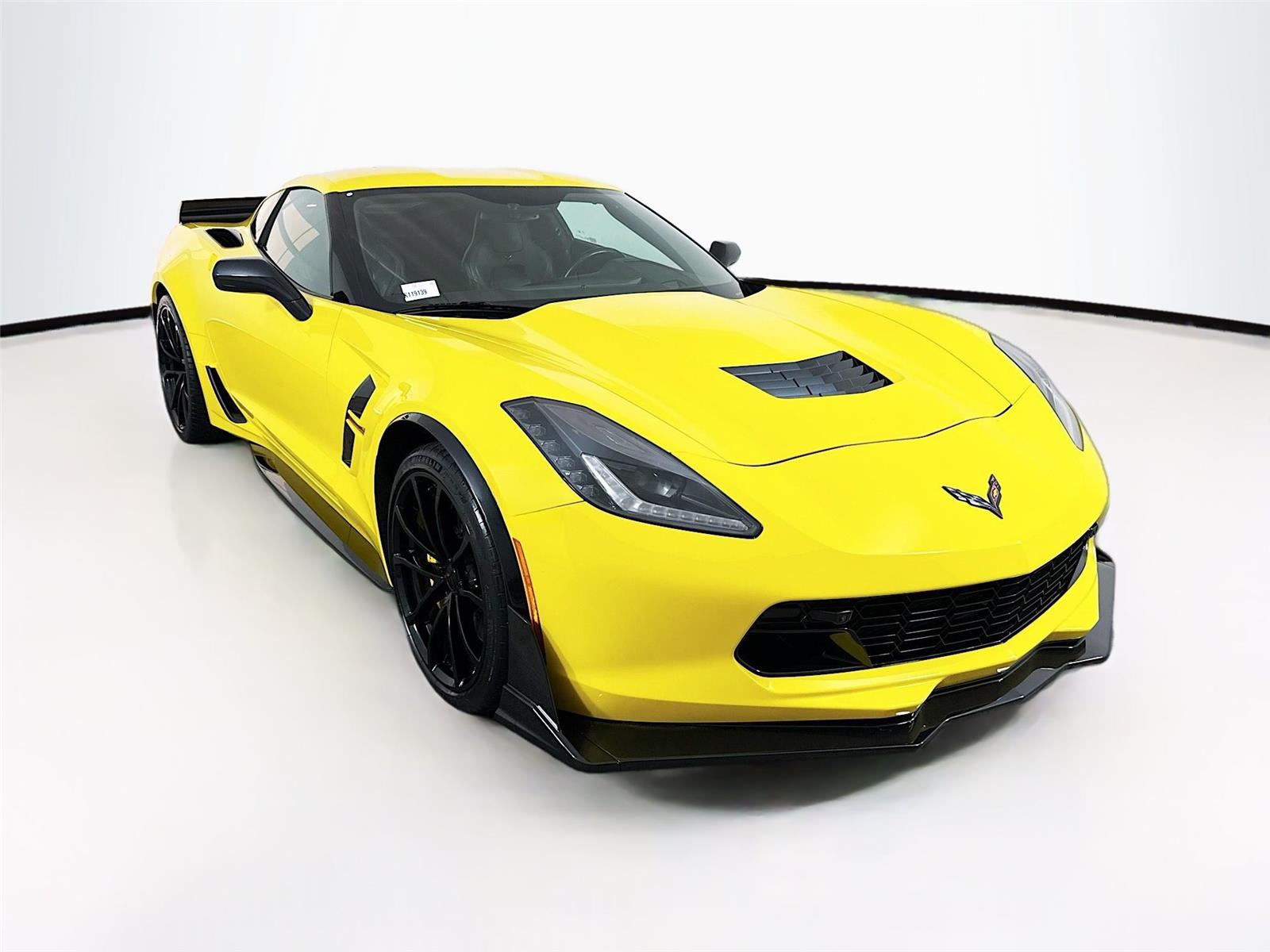 2017 Chevrolet Corvette Grand Sport 2LT Coupe RWD
