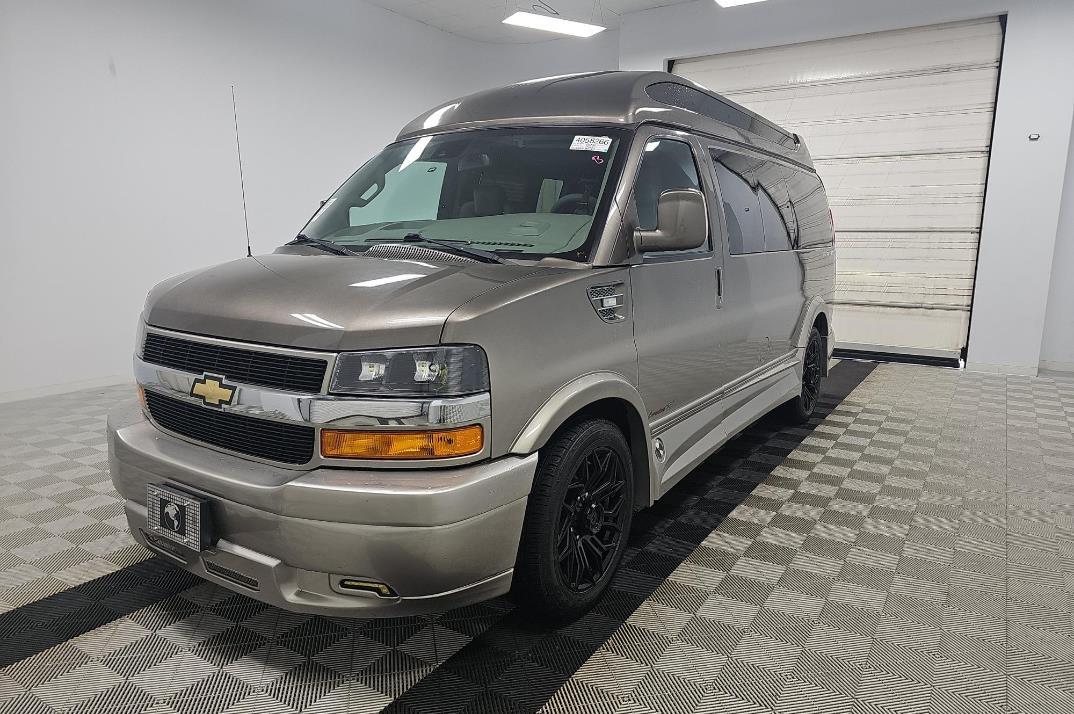 2021 Chevrolet Express 2500 Work Van HD's photo