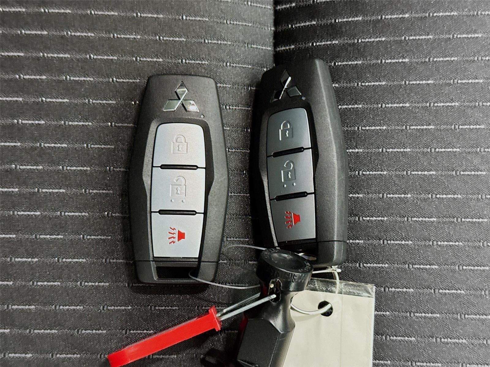 2026 Mitsubishi Outlander ES - Photo 21