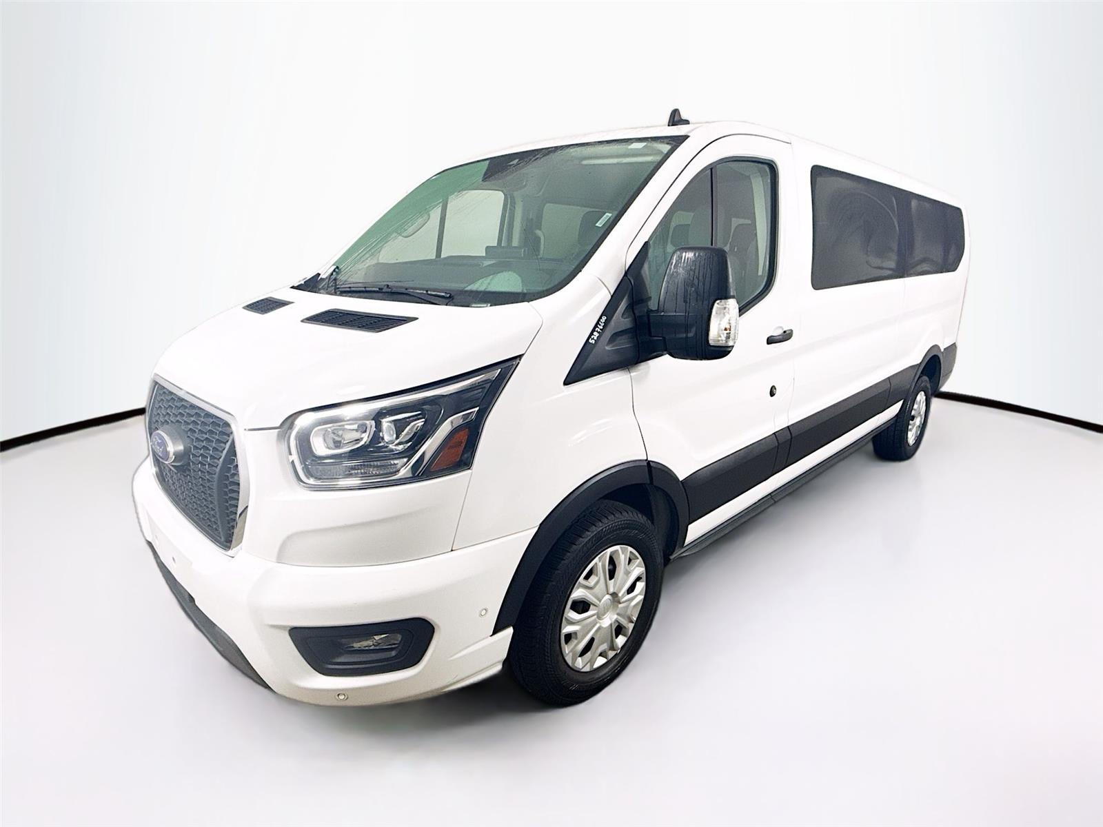 2023 Ford Transit Passenger 350 XLT Low Roof LB RWD