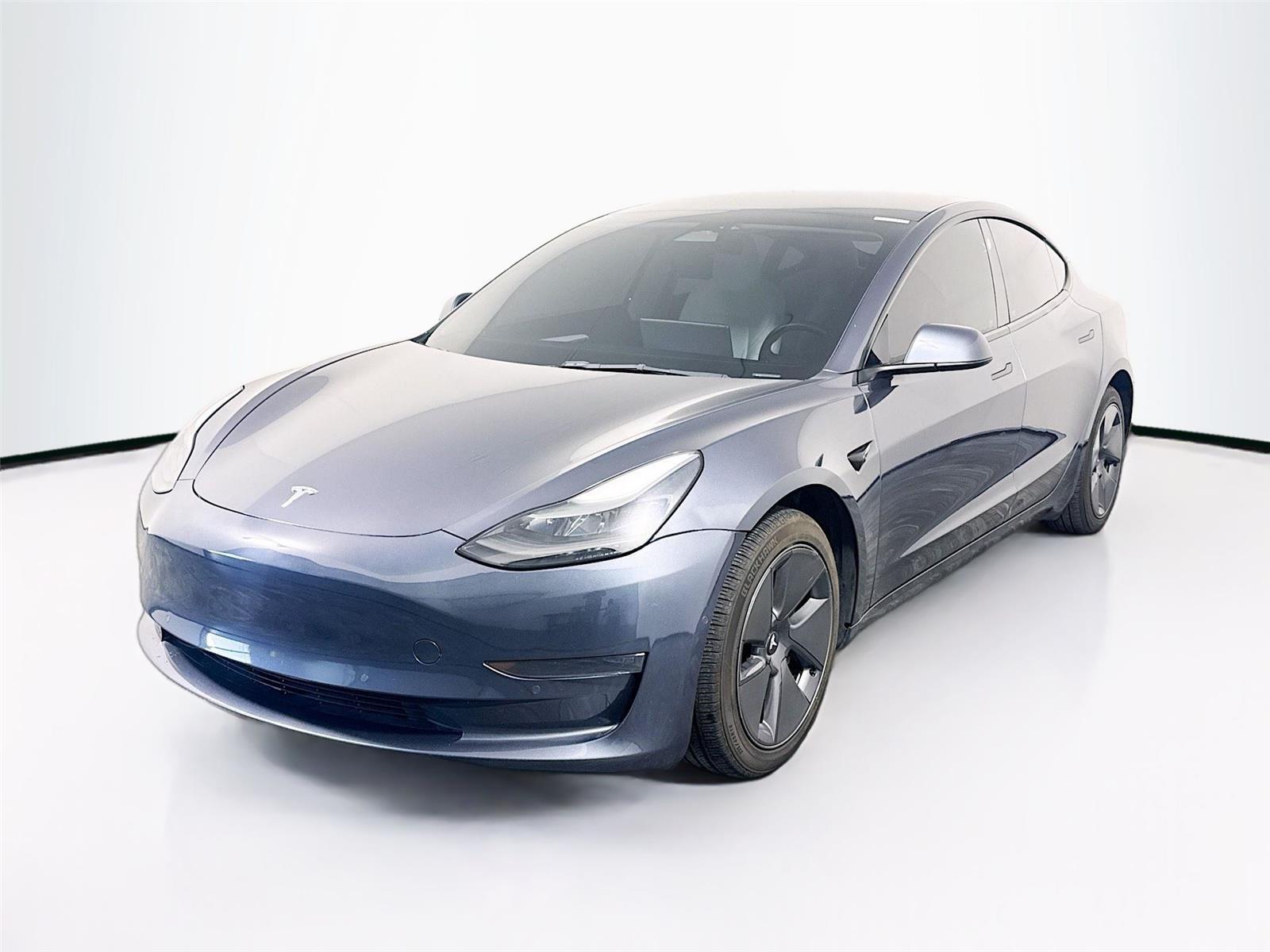 2022 Tesla Model 3 RWD