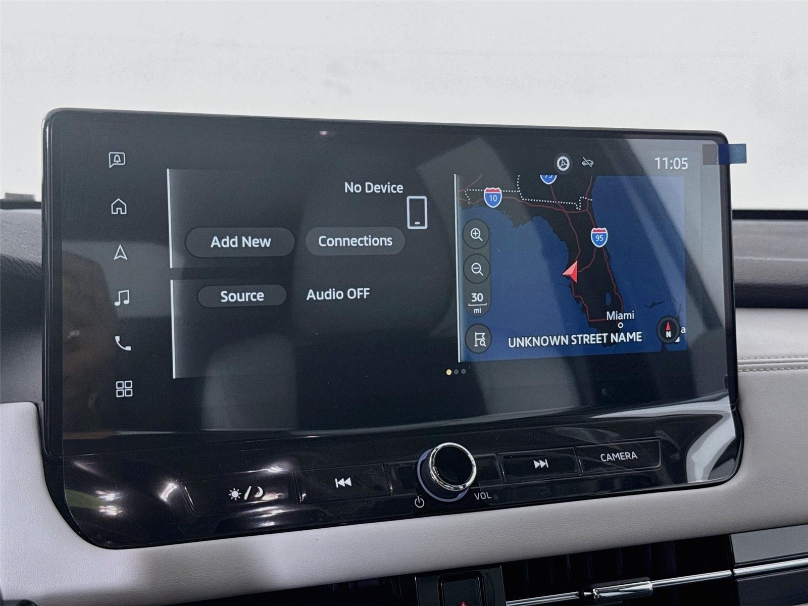2026 Mitsubishi Outlander photo 8