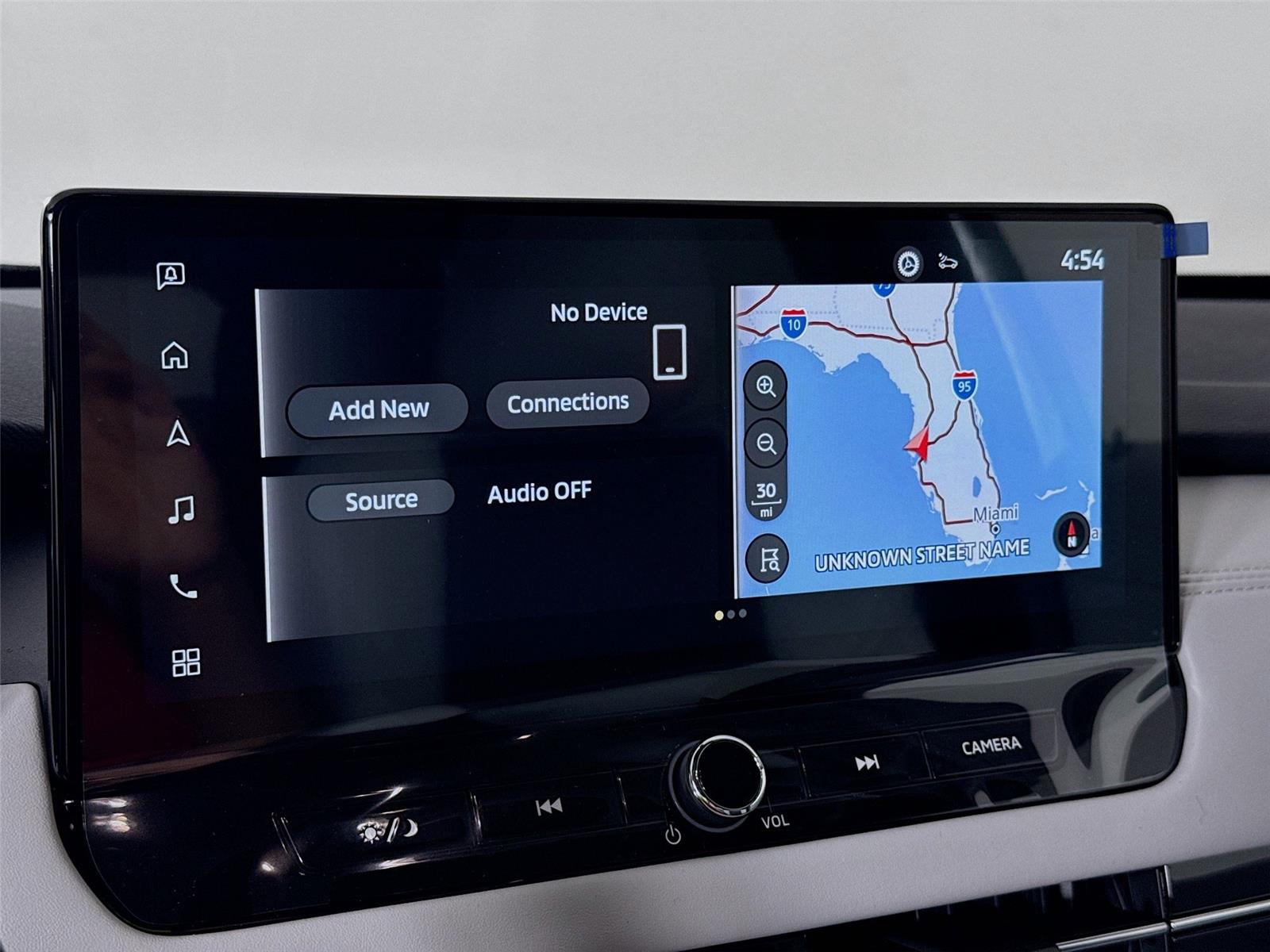 2026 Mitsubishi Outlander photo 6