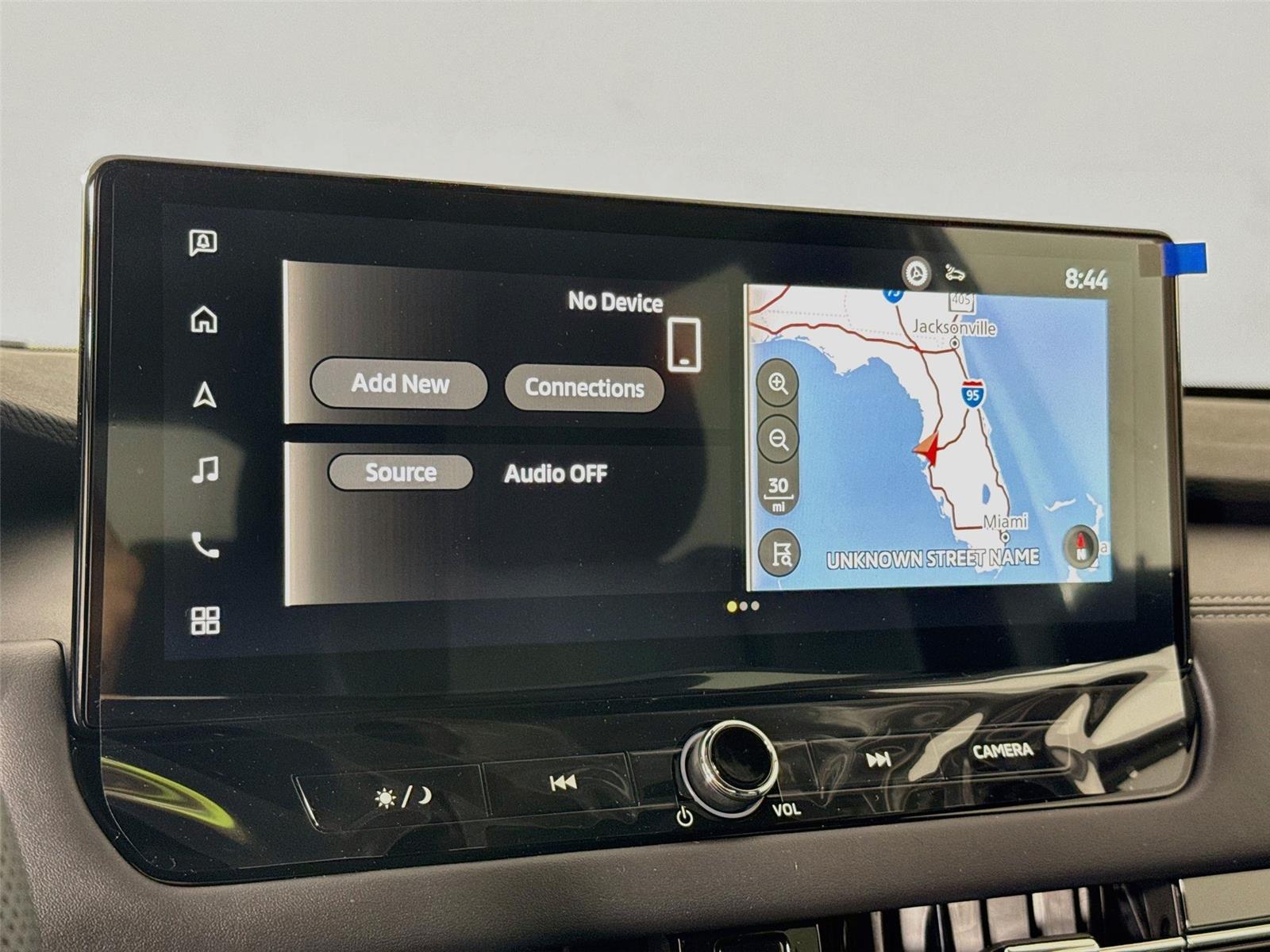 2026 Mitsubishi Outlander photo 8
