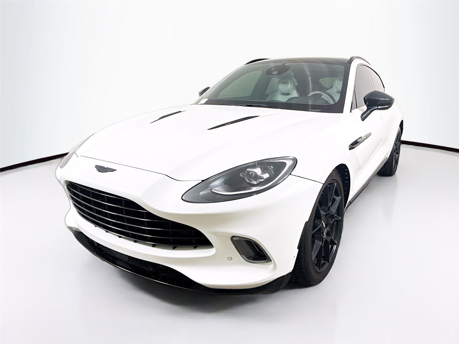 2022 Aston Martin DBX