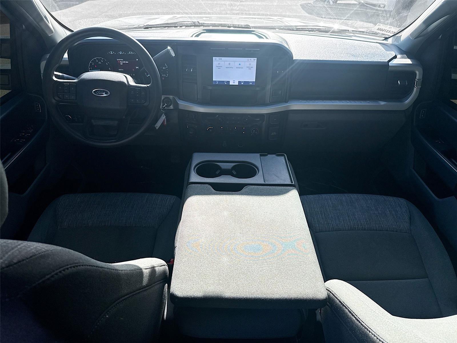 View vehicle photo 3