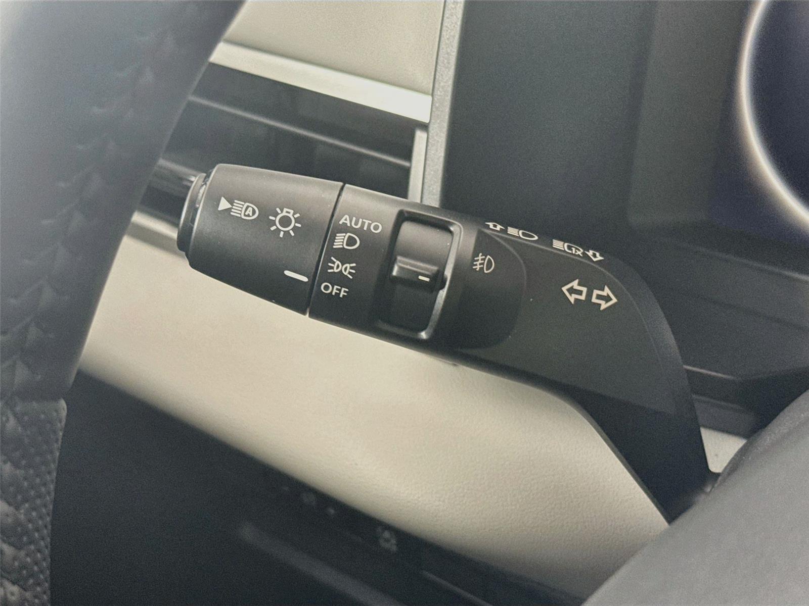 2026 Mitsubishi Outlander photo 4