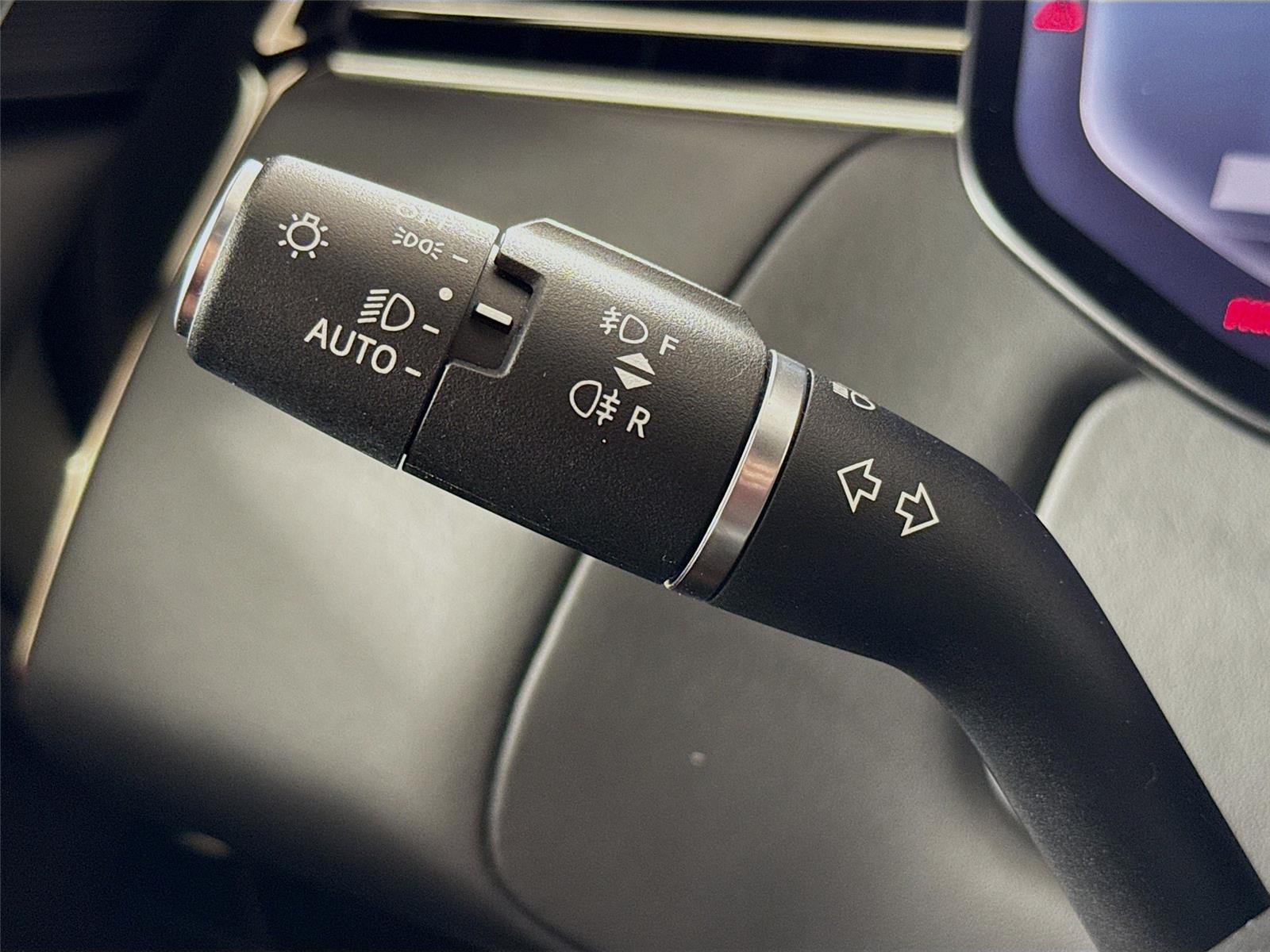 2024 Land Rover Range Rover Sport photo 5