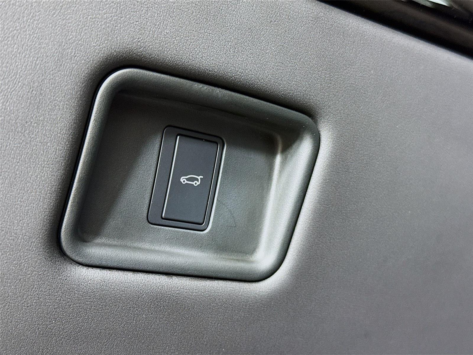 2024 Land Rover Range Rover Sport photo 7