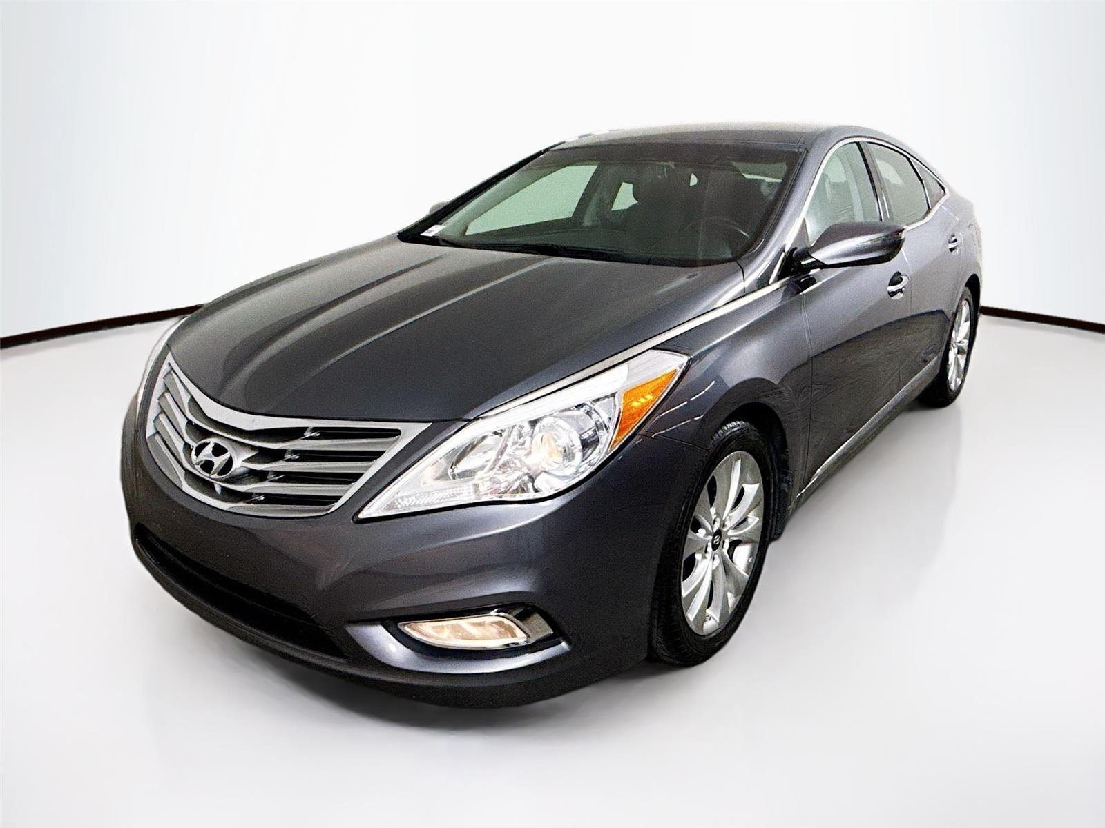 Smoke Gray Metallic 2012 Hyundai Azera FWD Sedan Front-Wheel Drive Automatic