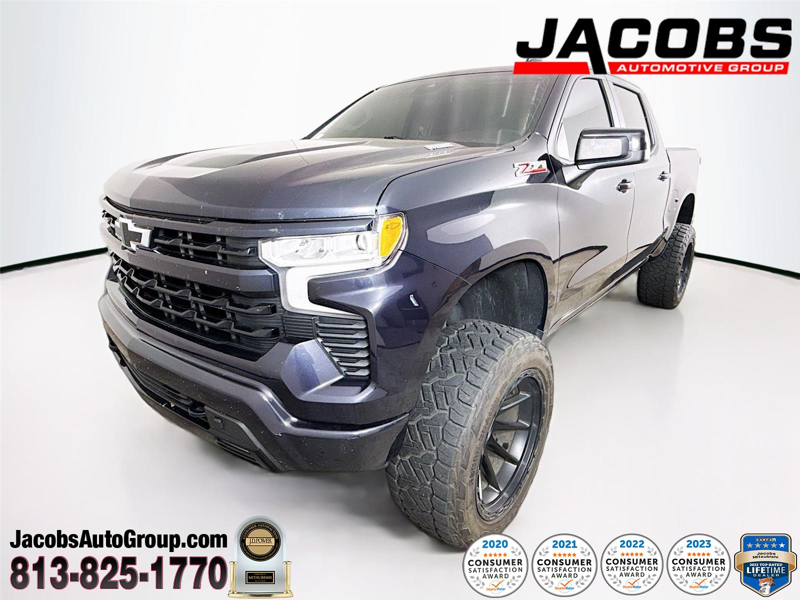 Dark Ash Metallic 2023 Chevrolet Silverado 1500 RST Crew Cab 4WD Pickup Truck Four-Wheel Drive Automatic