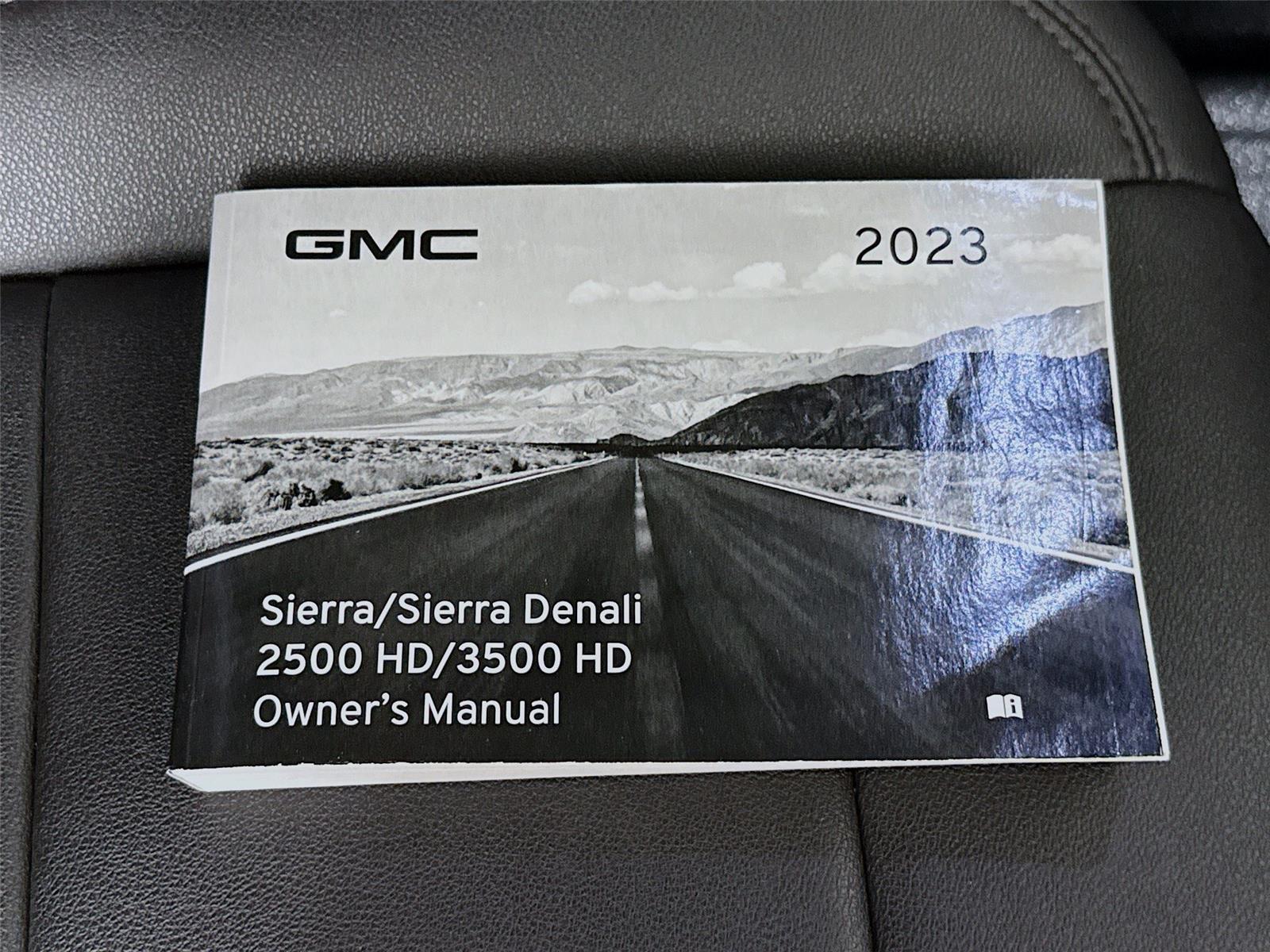 2023 GMC Sierra 3500HD Pro - Photo 18