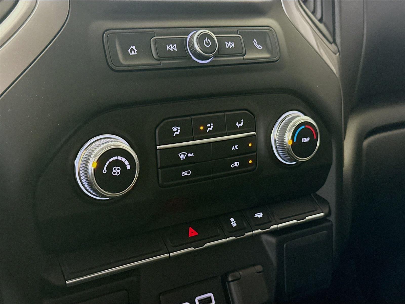 2023 GMC Sierra 3500HD Pro - Photo 14