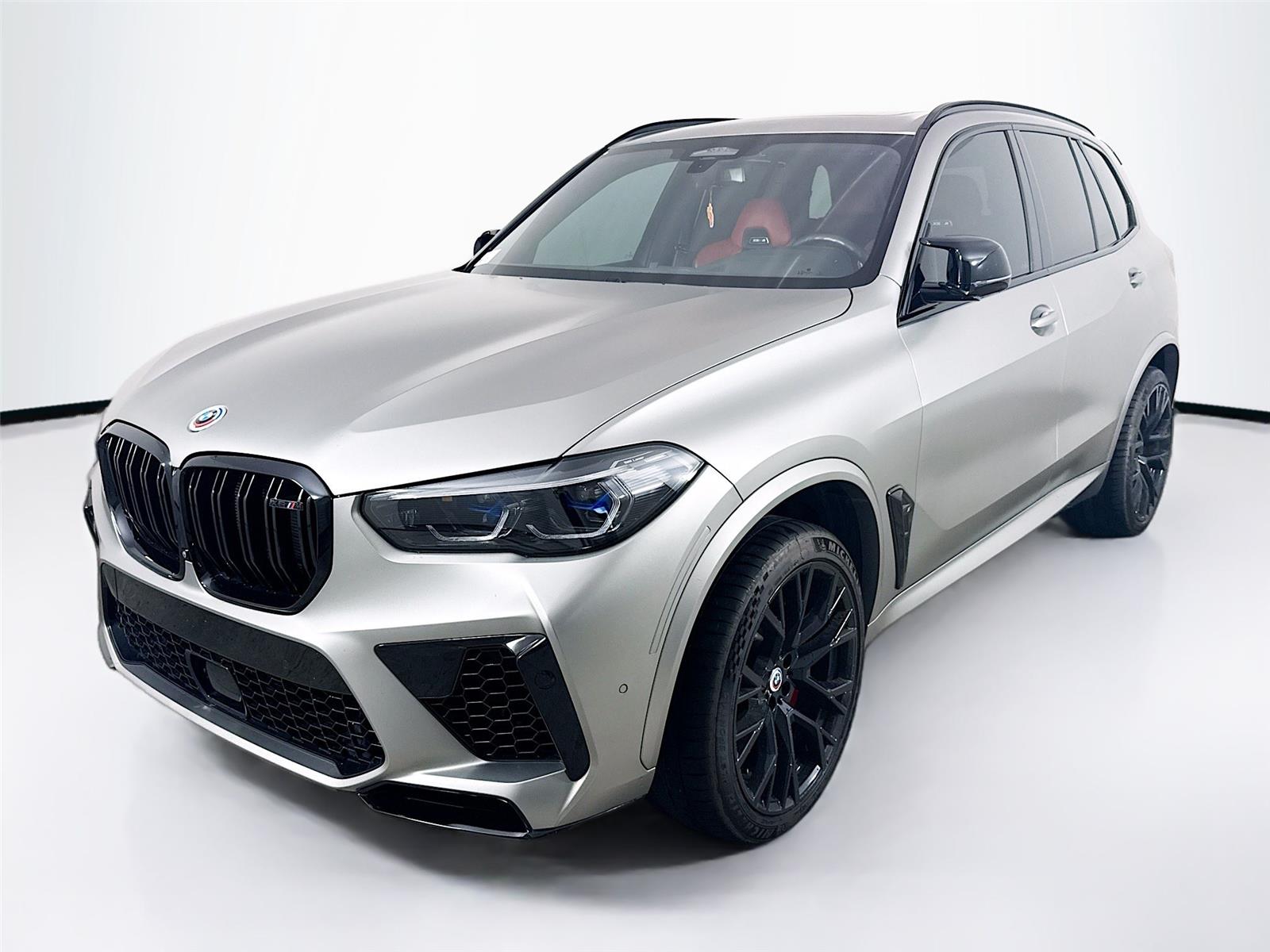 2022 BMW X5 M -'s photo