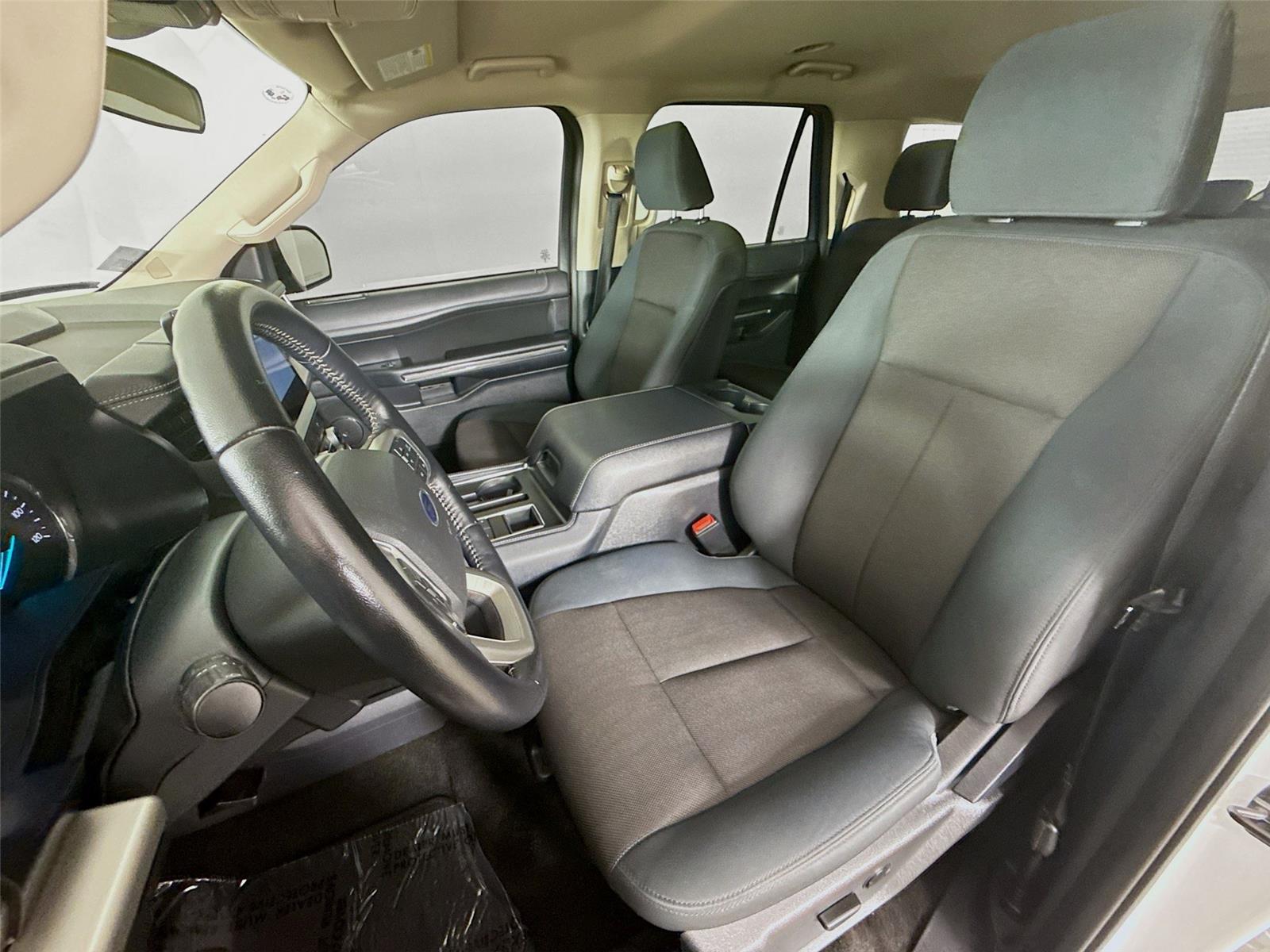 2023 Ford Expedition Max photo 2