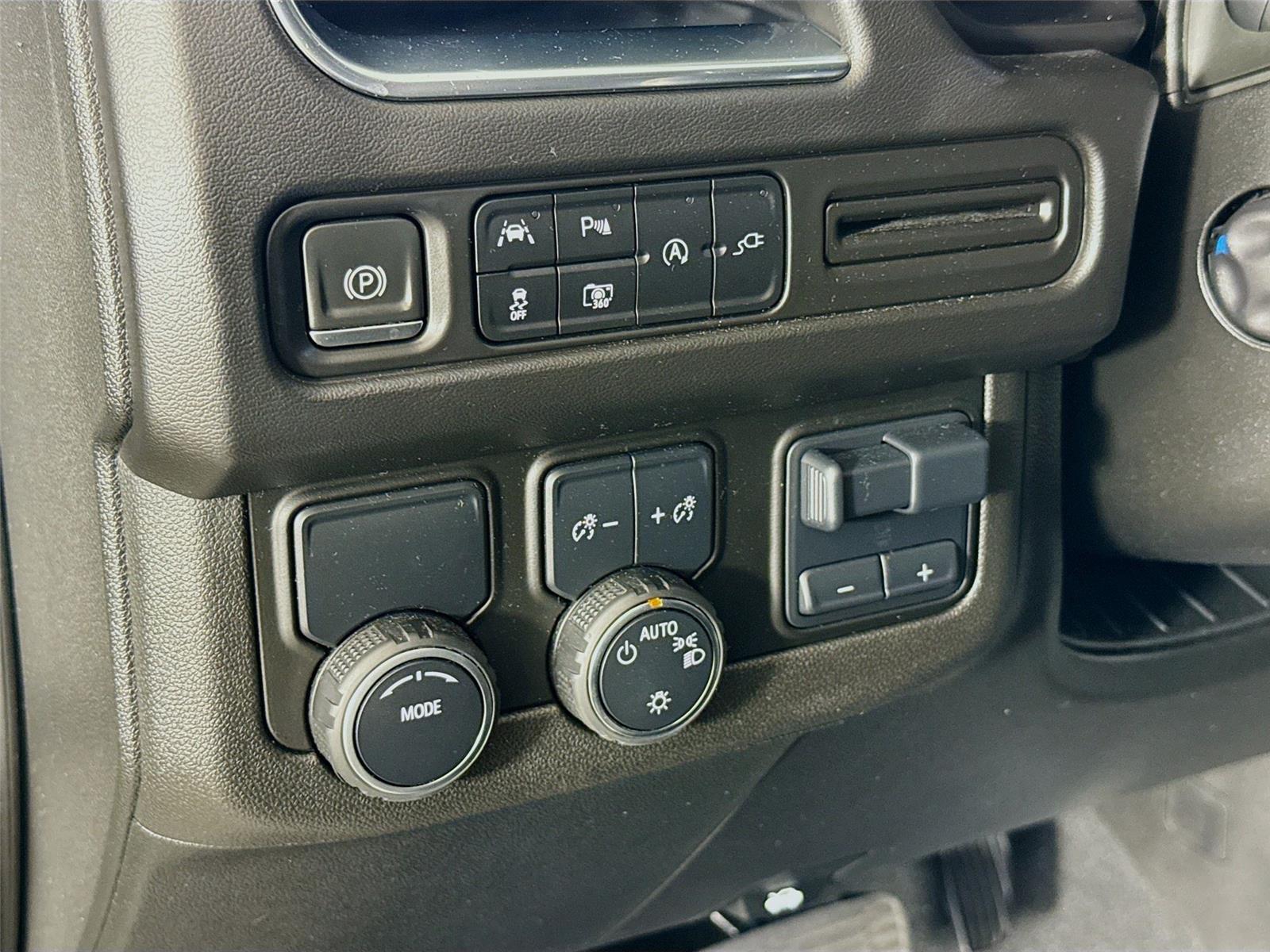 2022 Chevrolet Tahoe LT - Photo 6