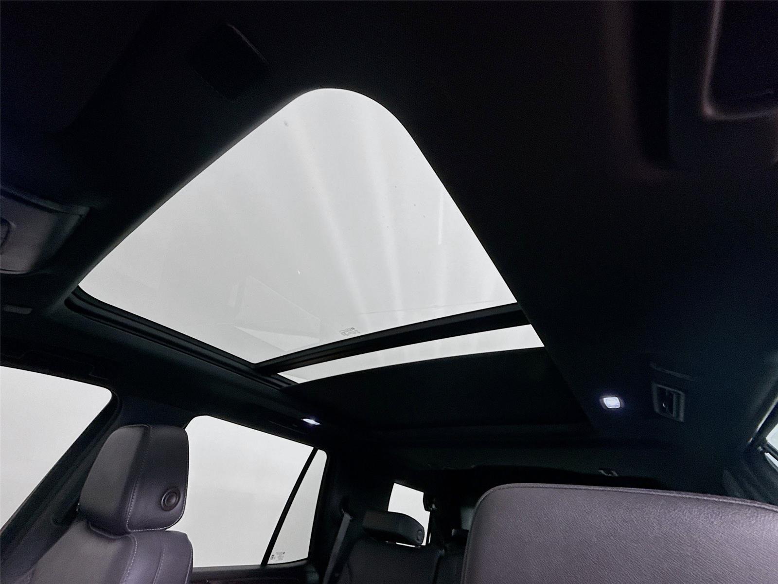 2022 Chevrolet Tahoe LT - Photo 15