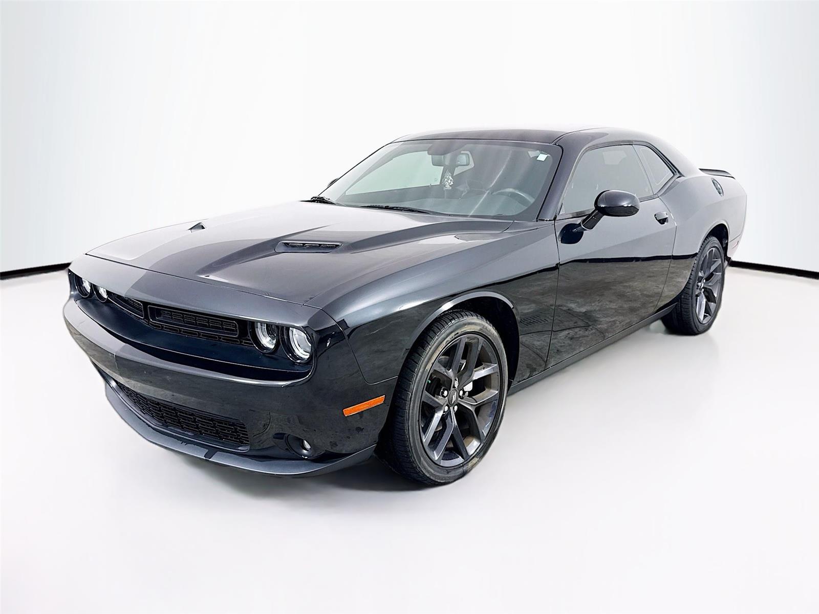 2023 Dodge Challenger SXT Auto's photo
