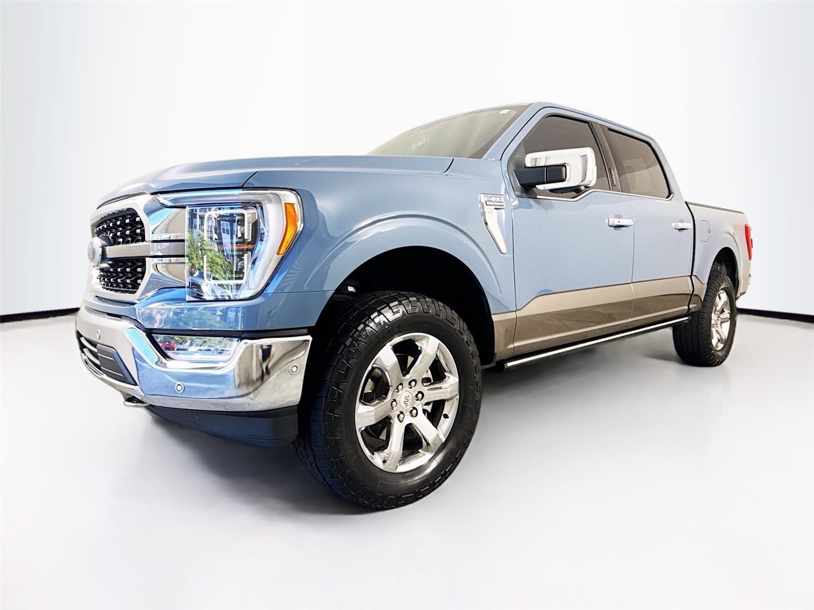 Blue (Azure Gray Metallic Tri-Coat) 2023 Ford F-150 King Ranch SuperCrew 4WD Pickup Truck Four-Wheel Drive Automatic