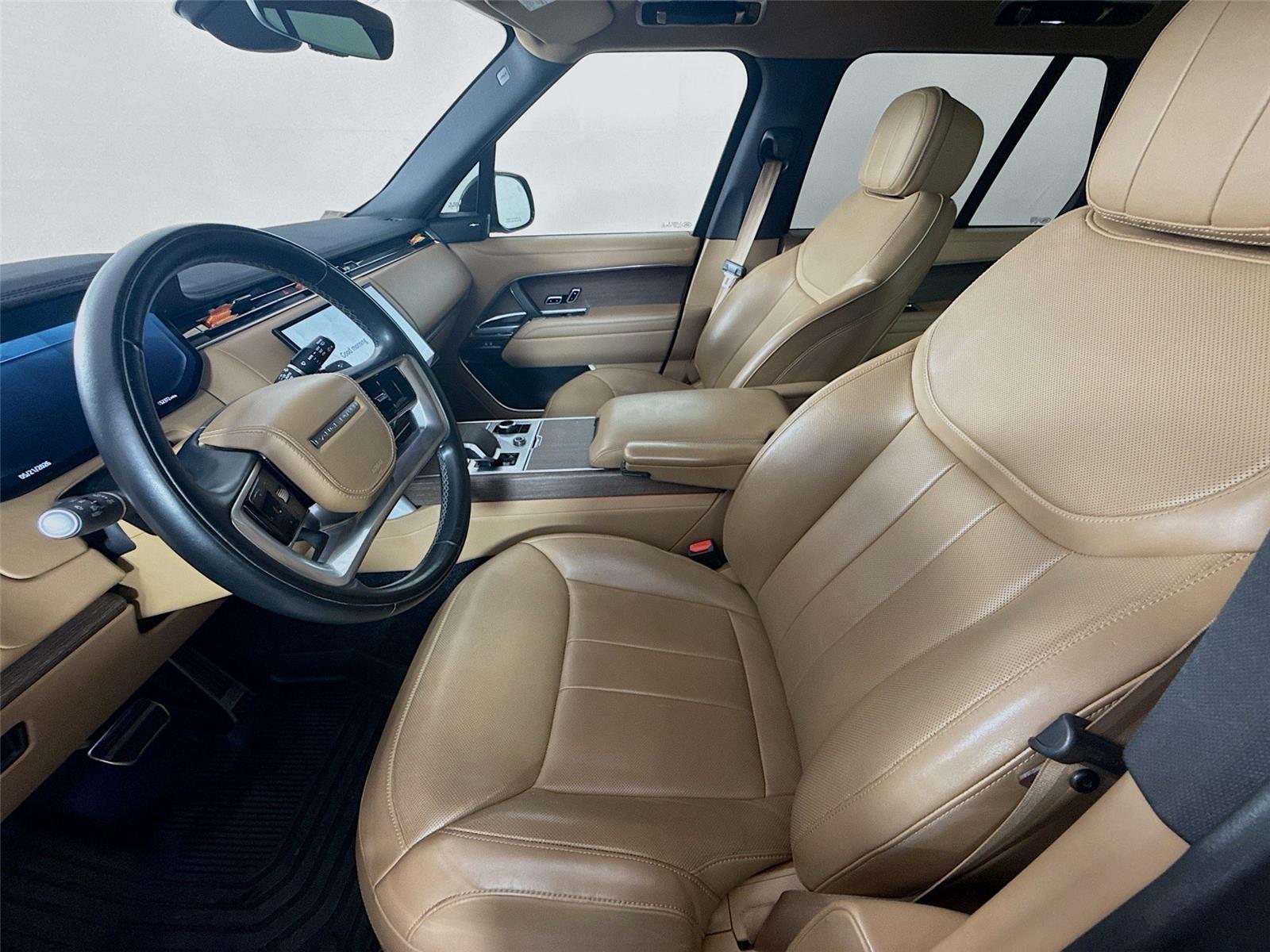 2023 Land Rover Range Rover SE - Photo 2