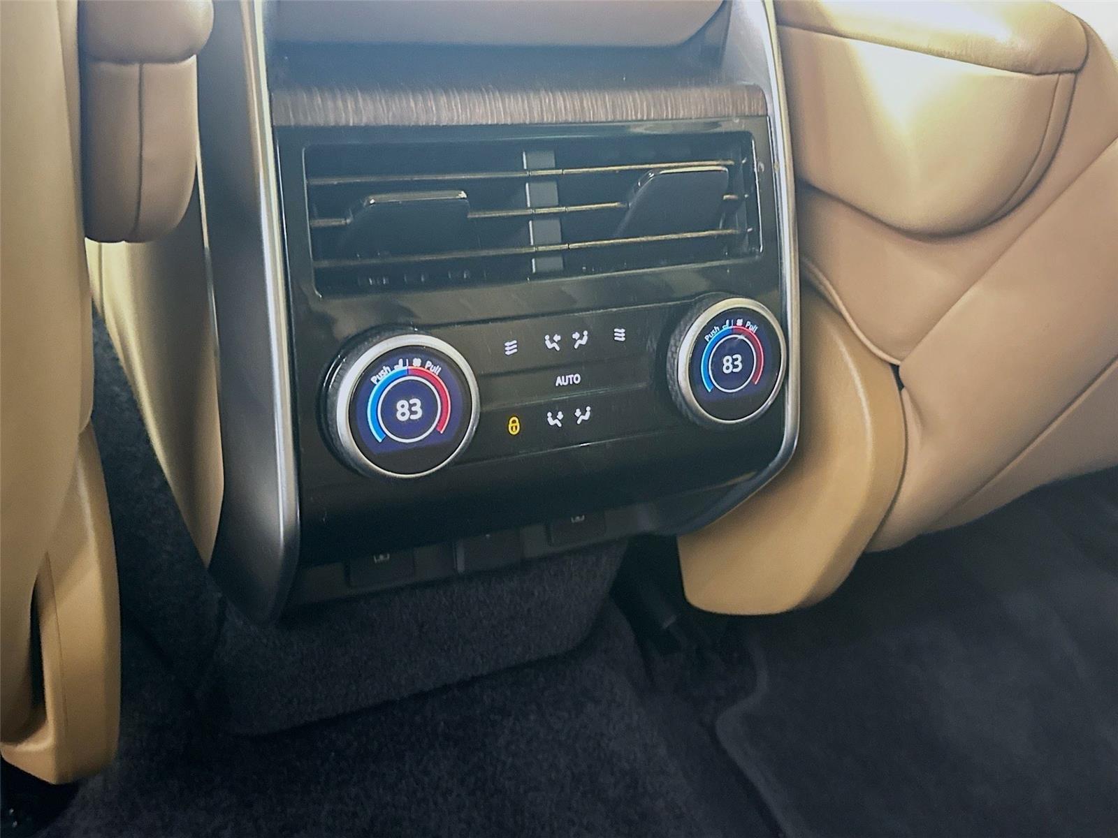 2023 Land Rover Range Rover SE - Photo 19