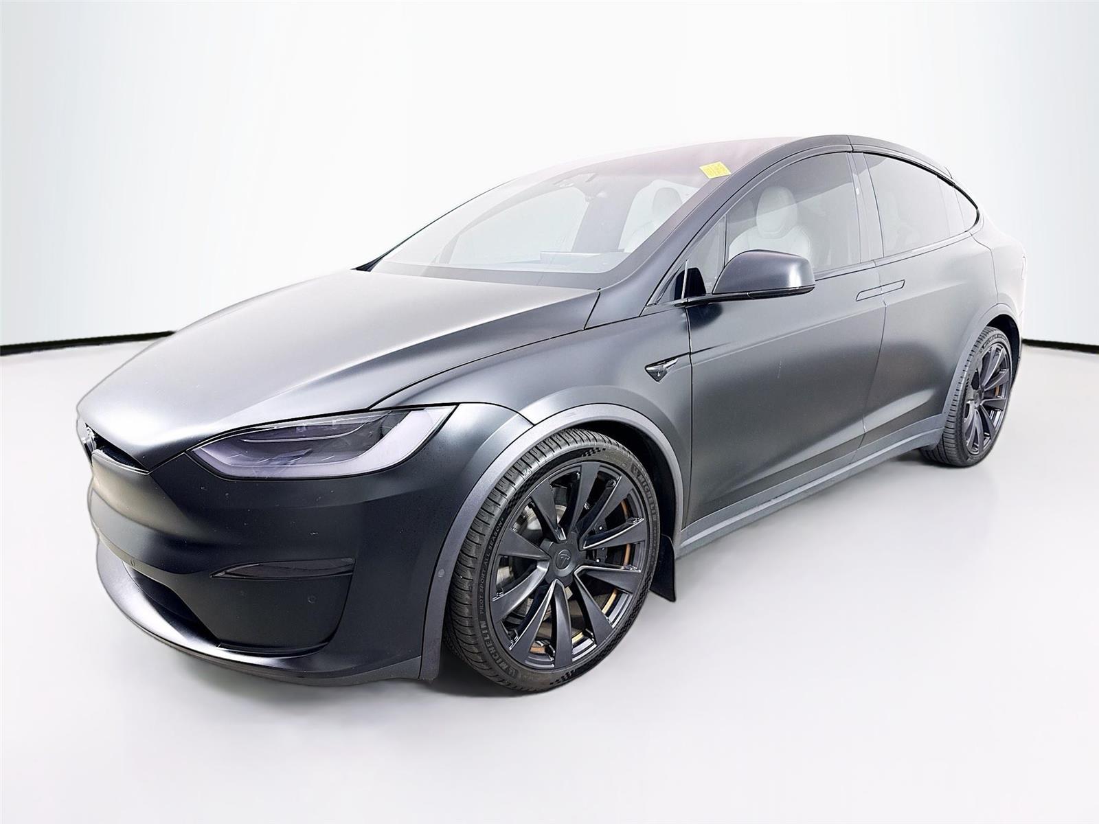 2022 Tesla Model X Plaid's photo