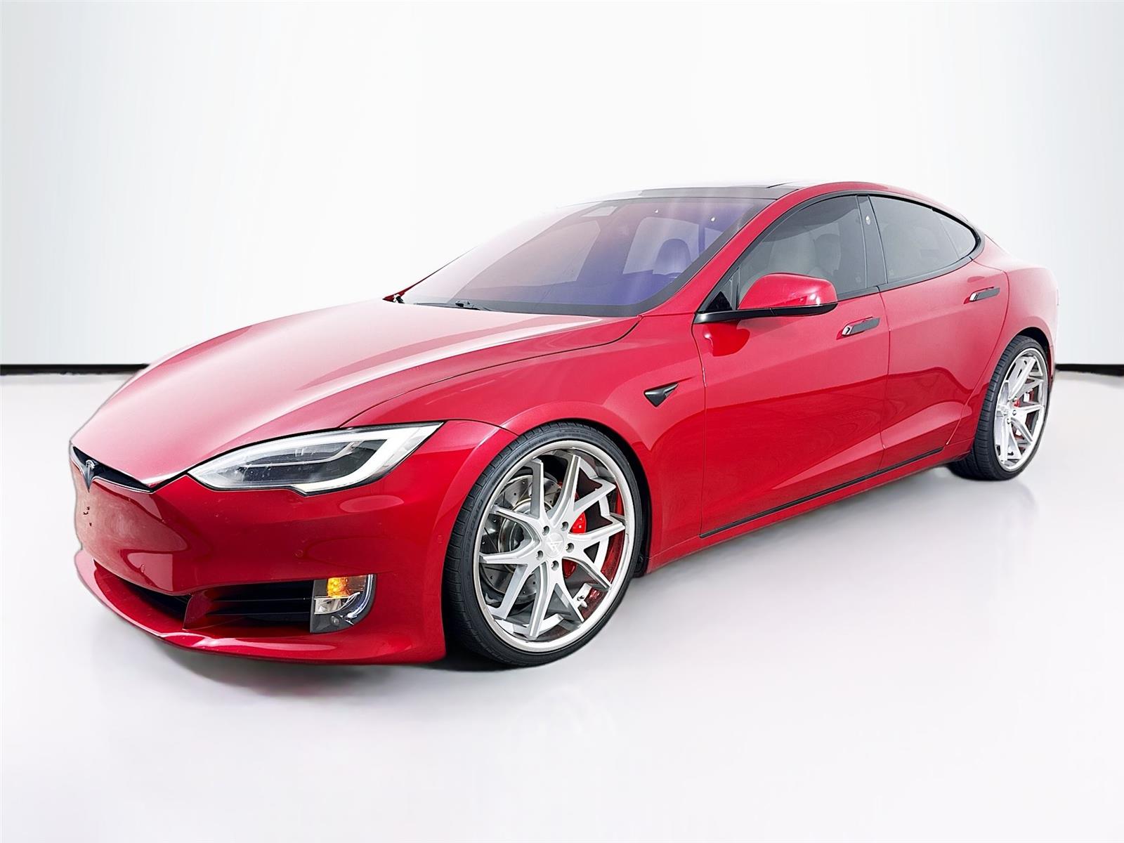2017 Tesla Model S P100D's photo