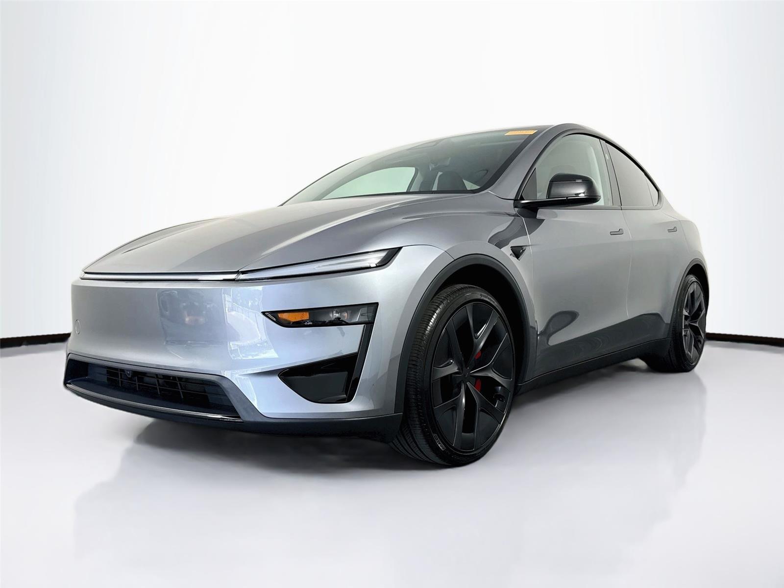 2026 Tesla Model Y Performance All-Wheel Drive's photo