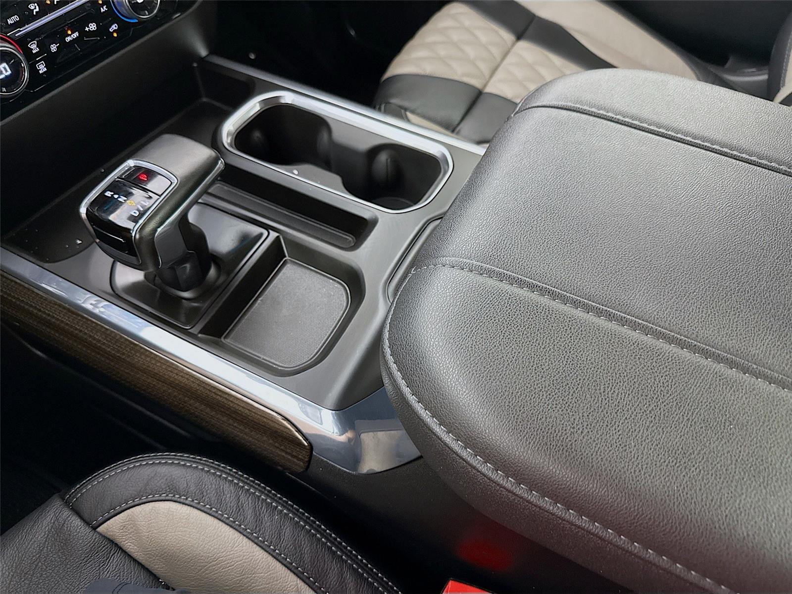 2024 Chevrolet Silverado 1500 photo 8
