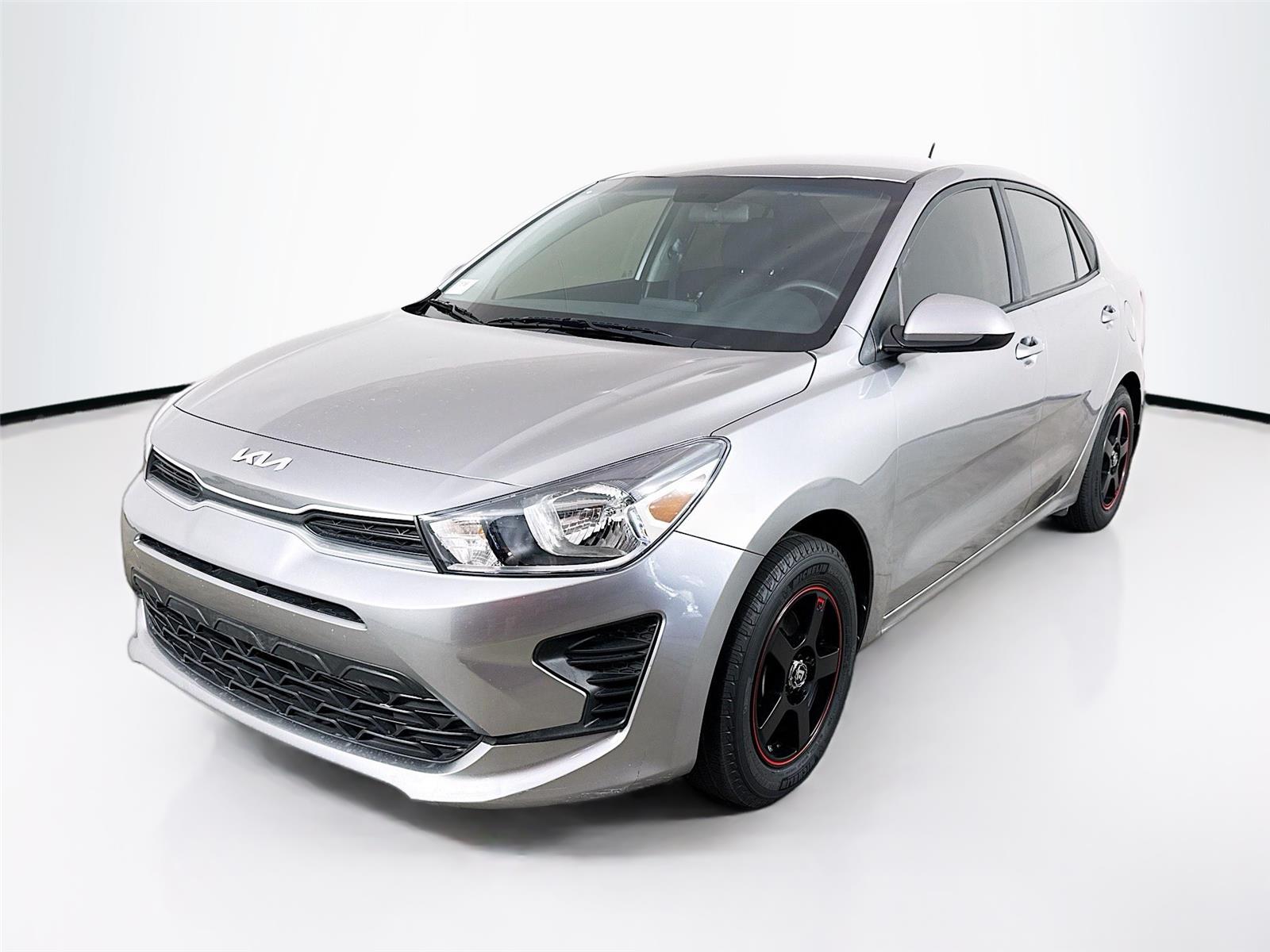 2023 Kia Rio S iVT's photo