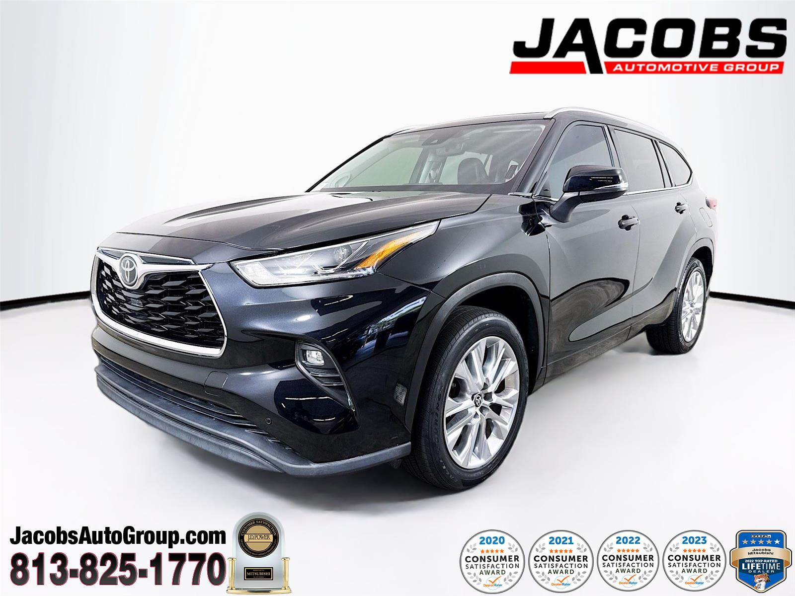 Midnight Black Metallic 2021 Toyota Highlander SUV / Crossover Front-Wheel Drive Automatic