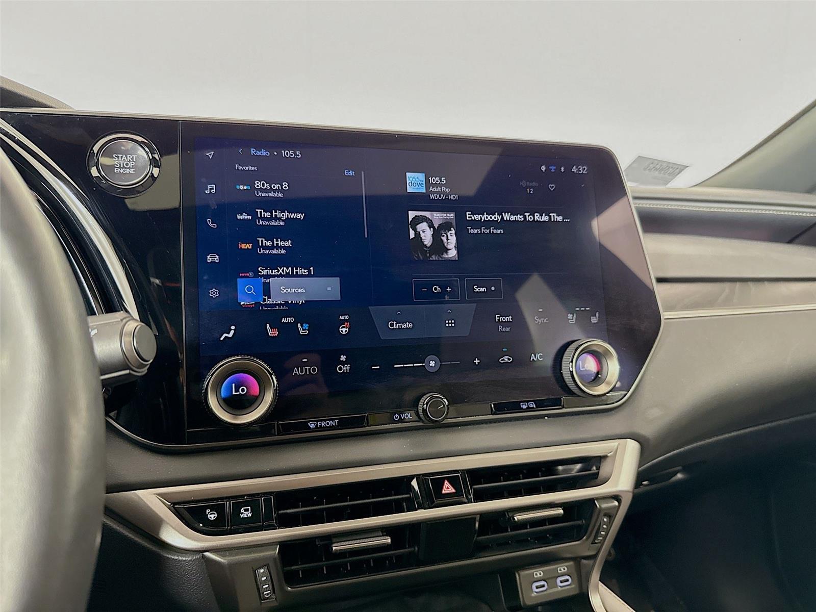 2024 Lexus RX 350 - Photo 11