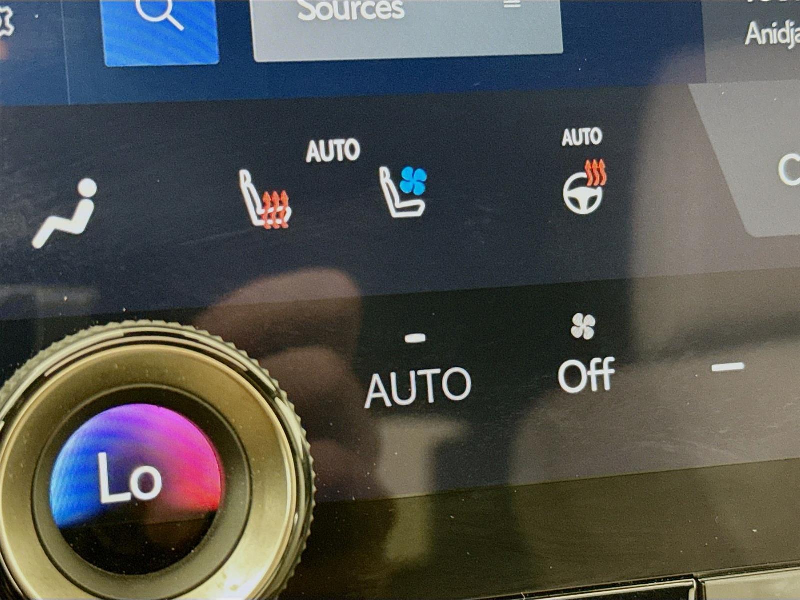 2024 Lexus RX 350 - Photo 15