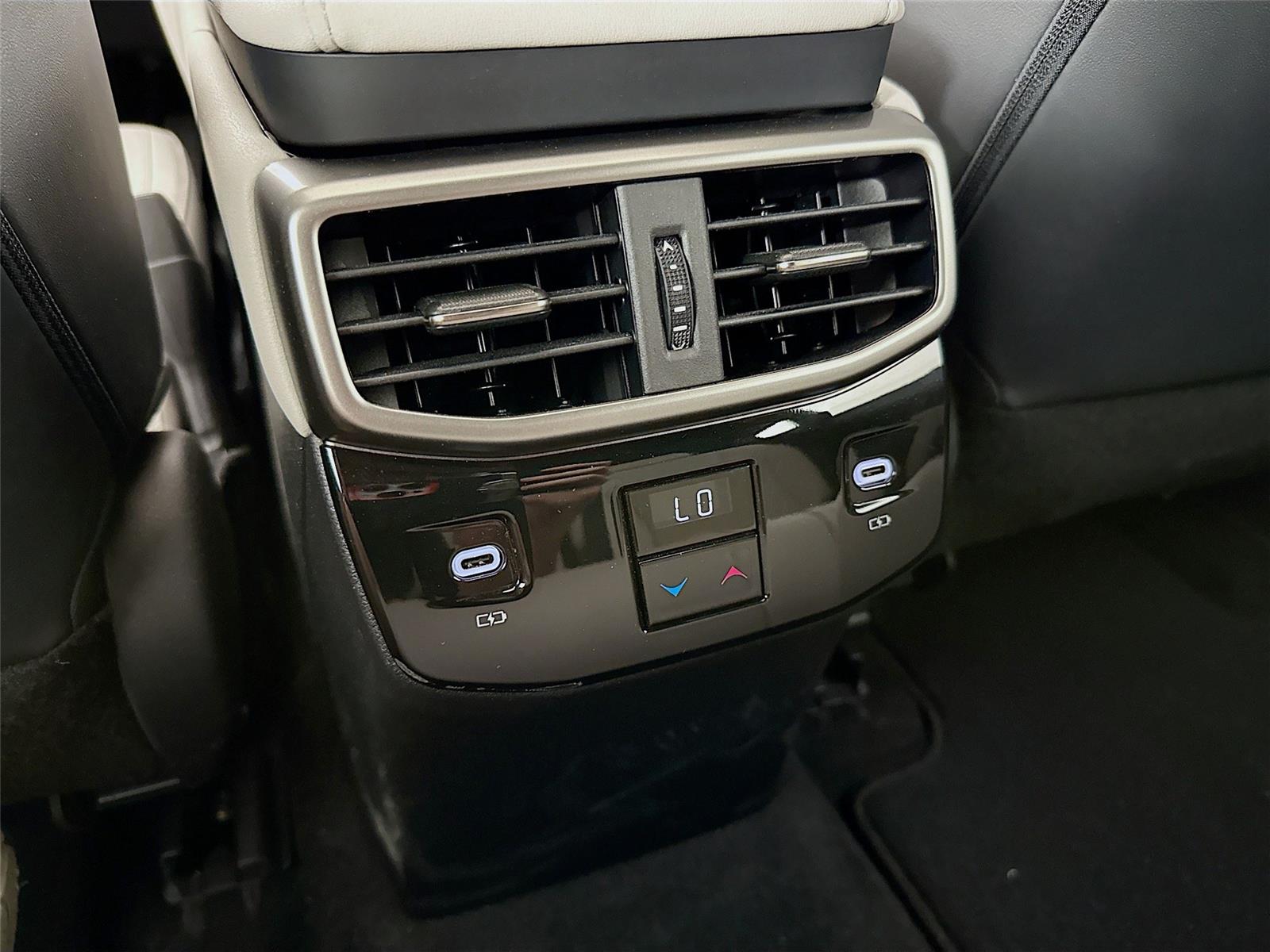 2024 Lexus RX 350 - Photo 22