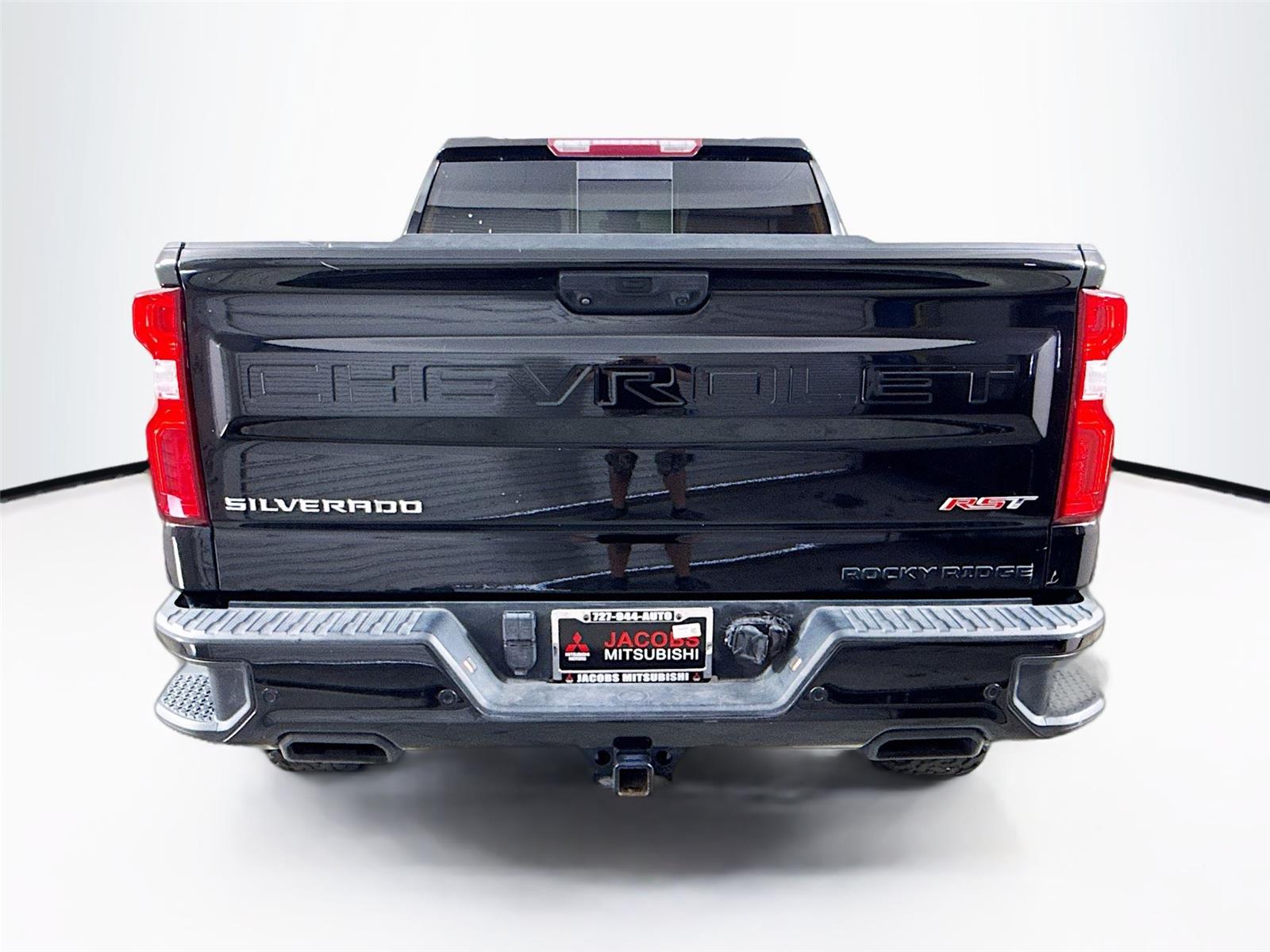2023 Chevrolet Silverado 1500 RST - Photo 10