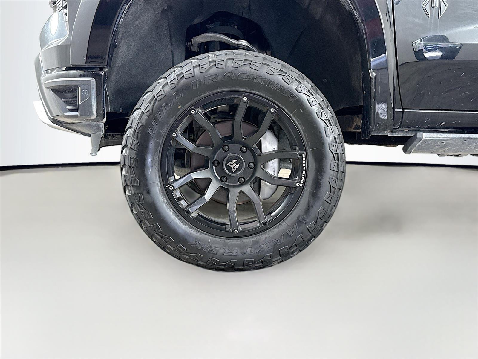 2023 Chevrolet Silverado 1500 RST - Photo 14