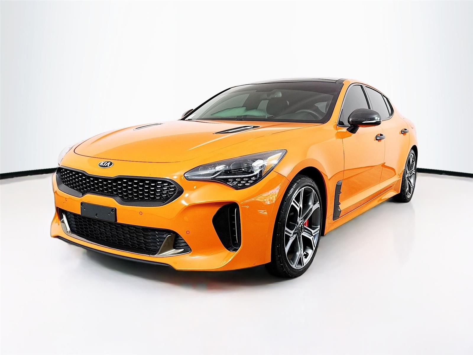 2019 Kia Stinger GTS's photo