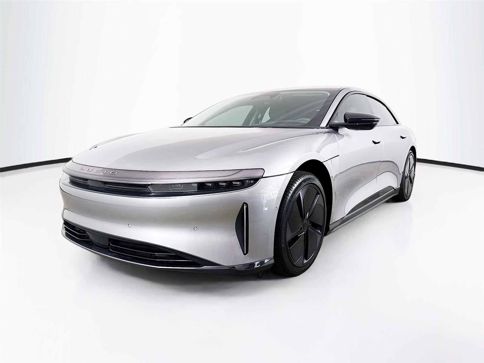 2025 Lucid Air Pure's photo