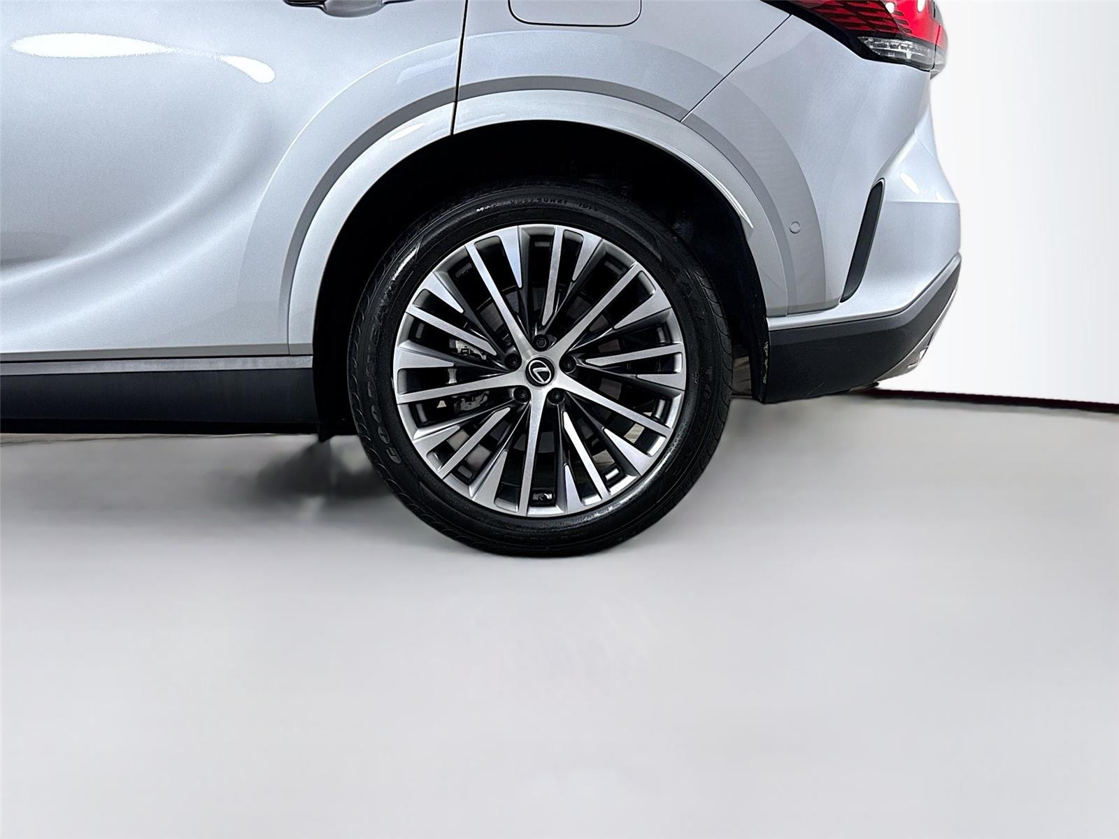 2024 Lexus RX 350 - Photo 36