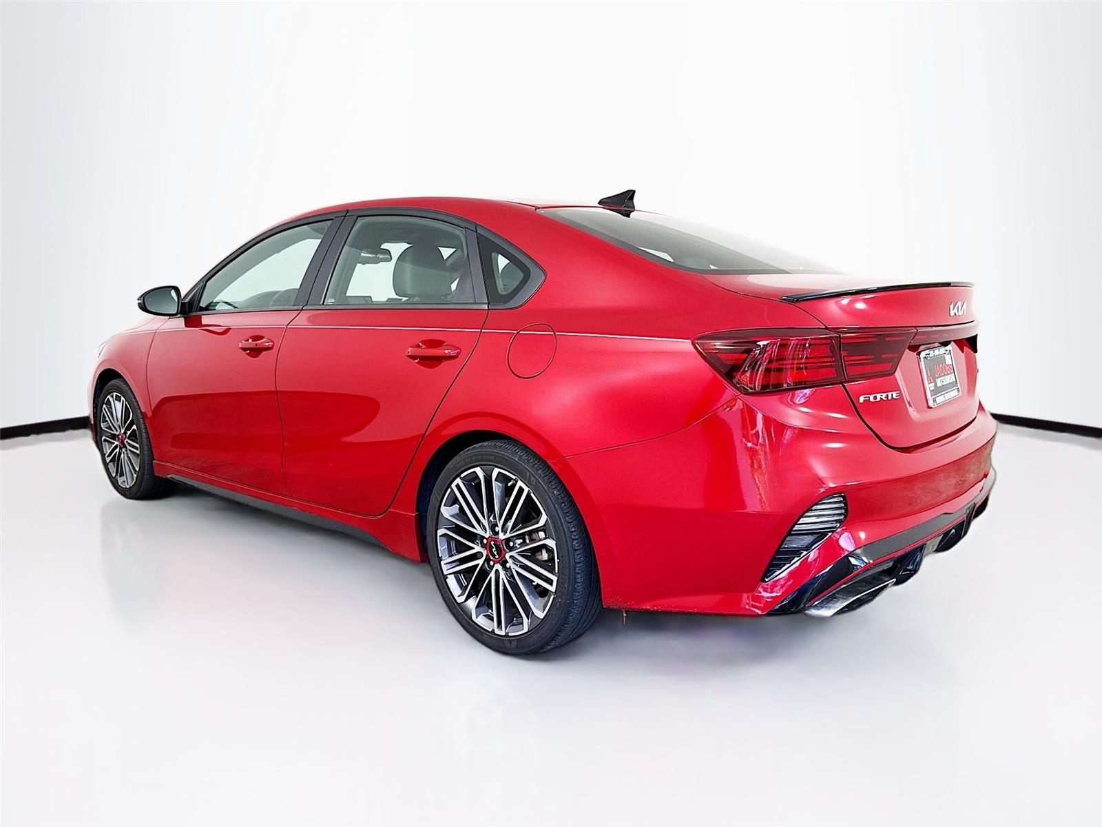 2024 Kia Forte GT - Photo 8